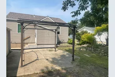 117 W Maple Street, Marshall, MN 56258 - Photo 17