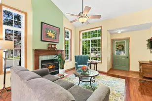 15337 Greenhaven Ln, Burnsville, MN 55306 - Photo 3