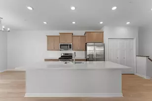 10370 Birchwood Cir, Victoria, MN 55318 - Photo 5