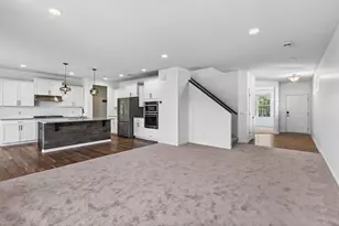 15637 Eddy Crk Wy, Apple Valley, MN 55124 - Photo 9