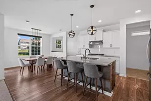 15637 Eddy Crk Wy, Apple Valley, MN 55124 - Photo 13