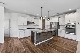 15637 Eddy Crk Wy, Apple Valley, MN 55124 - Photo 11