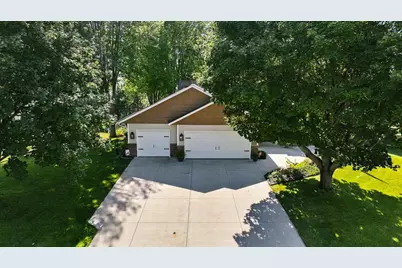 9278 Jergen Avenue S, Cottage Grove, MN 55016 - Photo 3