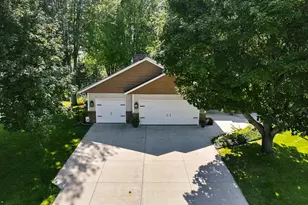 9278 Jergen Ave S, Cottage Grove, MN 55016 - Photo 3