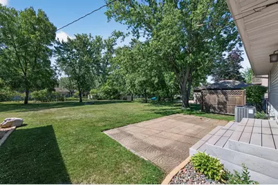 138 106th Avenue NW, Coon Rapids, MN 55448 - Photo 5