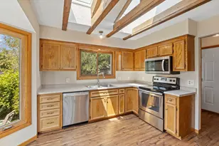 8064 Lower 147th St W, Apple Valley, MN 55124 - Photo 7