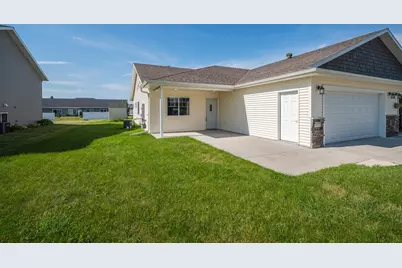 1877 Longview Drive, Detroit Lakes, MN 56501 - Photo 3