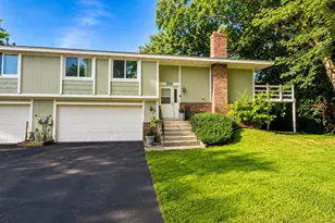 6869 MacBeth Ct, Woodbury, MN 55125 - Photo 3