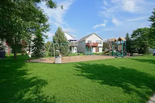 1336 Yorkshire Ln, Shakopee, MN 55379 - Photo 35