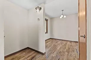 9390 Ranchview Ln N, Maple Grove, MN 55369 - Photo 5
