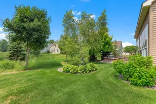 7439 Shadyview Ln N, Maple Grove, MN 55311 - Photo 39