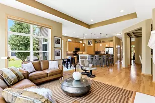 7439 Shadyview Ln N, Maple Grove, MN 55311 - Photo 11