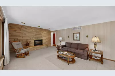 302 Garden Road, Albert Lea, MN 56007 - Photo 5