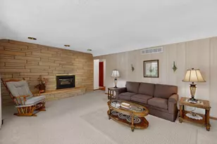 302 Garden Rd, Albert Lea, MN 56007 - Photo 5