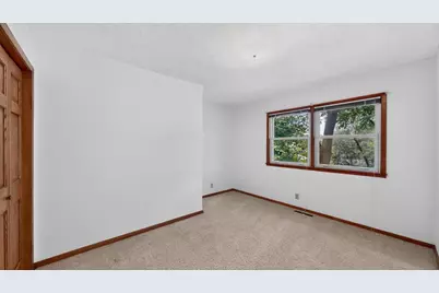 302 Garden Road, Albert Lea, MN 56007 - Photo 19