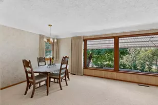 302 Garden Rd, Albert Lea, MN 56007 - Photo 9