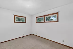 302 Garden Rd, Albert Lea, MN 56007 - Photo 21