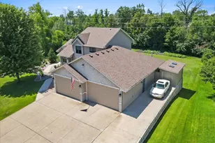 15870 Fenway Ave N, Hugo, MN 55038 - Photo 3