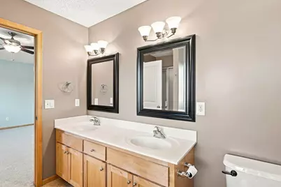 1801 Foothill Trail, Shakopee, MN 55379 - Photo 27