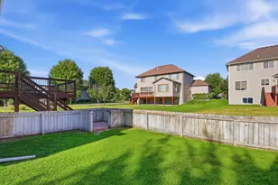 1801 Foothill Trail, Shakopee, MN 55379 - Photo 53