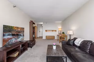 291 7th St W, Saint Paul, MN 55102 - Photo 17