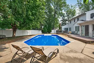4532 Normandale Highlands Dr, Bloomington, MN 55437 - Photo 17
