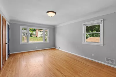 513 9th Avenue S, South Saint Paul, MN 55075 - Photo 9