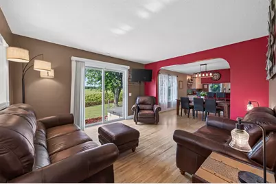 9711 Ireland Avenue NW, Annandale, MN 55302 - Photo 5
