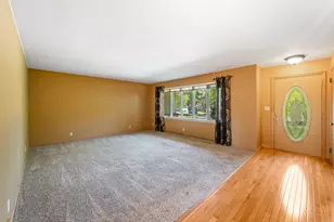1024 Holden Pl, Fairmont, MN 56031 - Photo 5