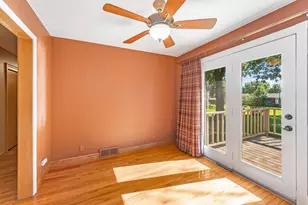 1024 Holden Pl, Fairmont, MN 56031 - Photo 7