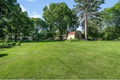 1024 Holden Place, Fairmont, MN 56031 - Photo 37