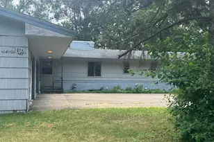 9149 Meadowview Rd, Bloomington, MN 55425 - Photo 5