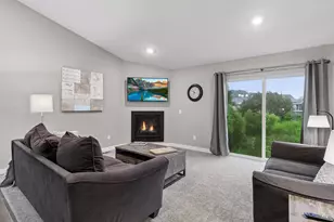 20566 Glade Ave, Lakeville, MN 55044 - Photo 5