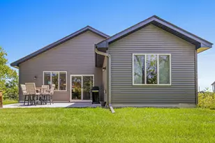 31740 Madison Rd, Lindstrom, MN 55045 - Photo 29
