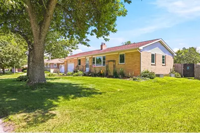 325 6th Street NW, Buffalo Lake, MN 55314 - Photo 1