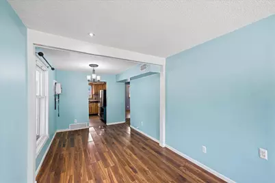 570 Ironton Street NE, Fridley, MN 55432 - Photo 5