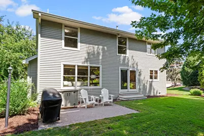 8010 Spruce Trail, Eden Prairie, MN 55347 - Photo 25