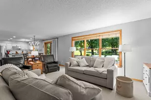 8010 Spruce Trail, Eden Prairie, MN 55347 - Photo 7