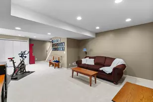 8010 Spruce Trail, Eden Prairie, MN 55347 - Photo 21