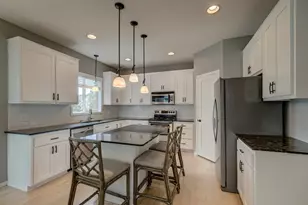 3412 Walden Dr, Woodbury, MN 55129 - Photo 11
