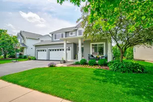 3412 Walden Dr, Woodbury, MN 55129 - Photo 5
