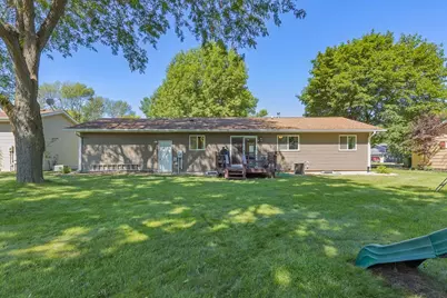 901 Columbine Drive, Marshall, MN 56258 - Photo 5