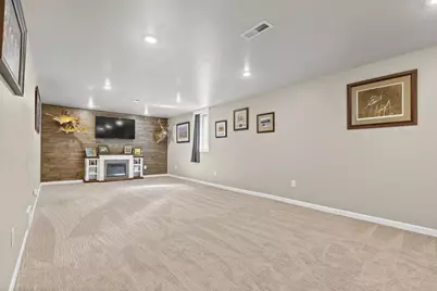 901 Columbine Drive, Marshall, MN 56258 - Photo 29