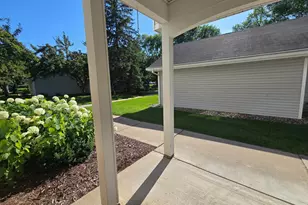 3545 Blue Jay Way, Eagan, MN 55123 - Photo 5