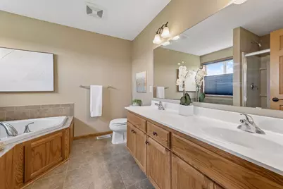 1235 Pine Square, Waconia, MN 55387 - Photo 23