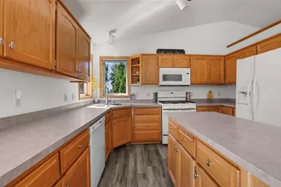 402 12th Avenue NW, Isanti, MN 55040 - Photo 13