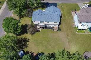 402 12th Ave NW, Isanti, MN 55040 - Photo 3