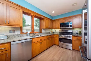 4609 Coffey Ln, Minneapolis, MN 55406 - Photo 13