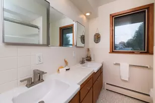 4609 Coffey Ln, Minneapolis, MN 55406 - Photo 27