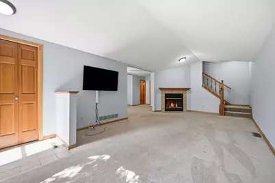 7807 W 110th Street, Bloomington, MN 55438 - Photo 3